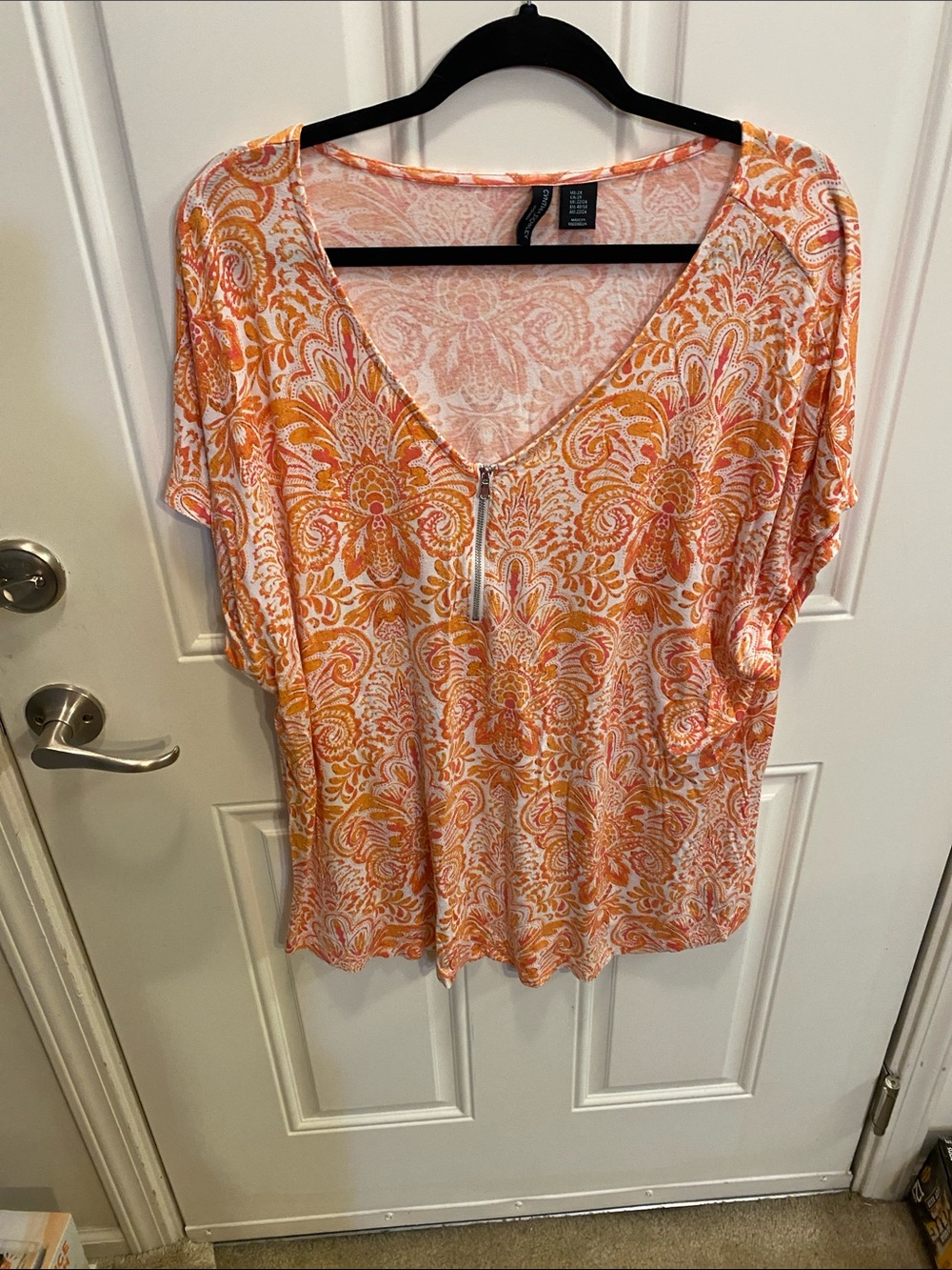 Cynthia Rowley Orange & Cream Paisley Zip V-Neck Tee